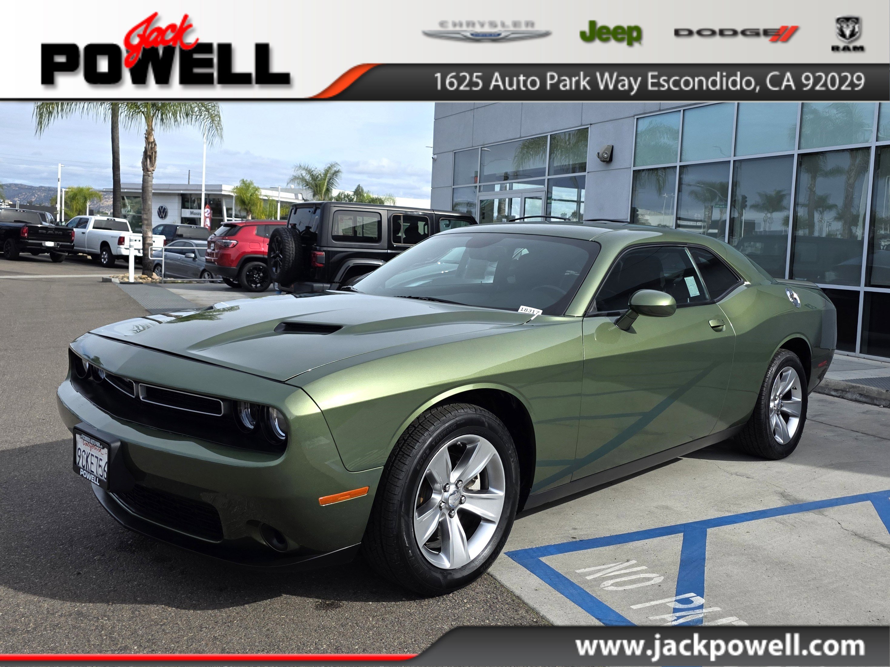 2022 Dodge Challenger SXT's photo