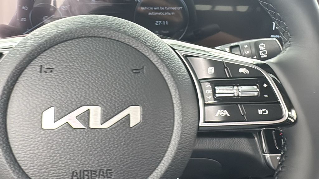 2026 Kia Seltos EX photo 21