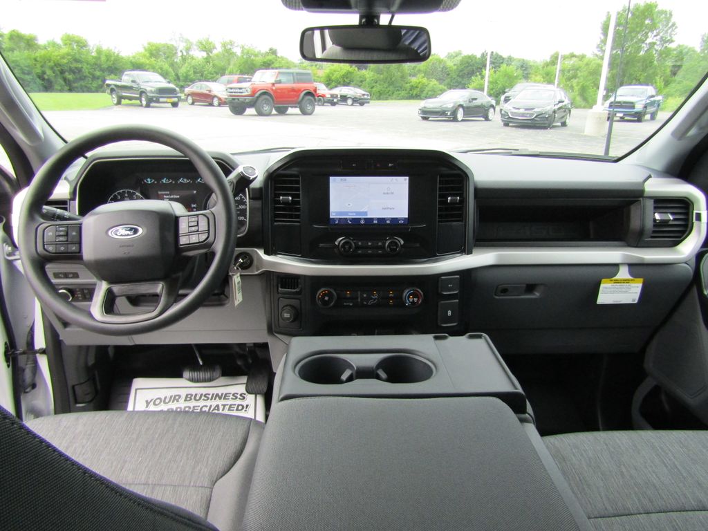 2023 Ford F-150 XL photo 11