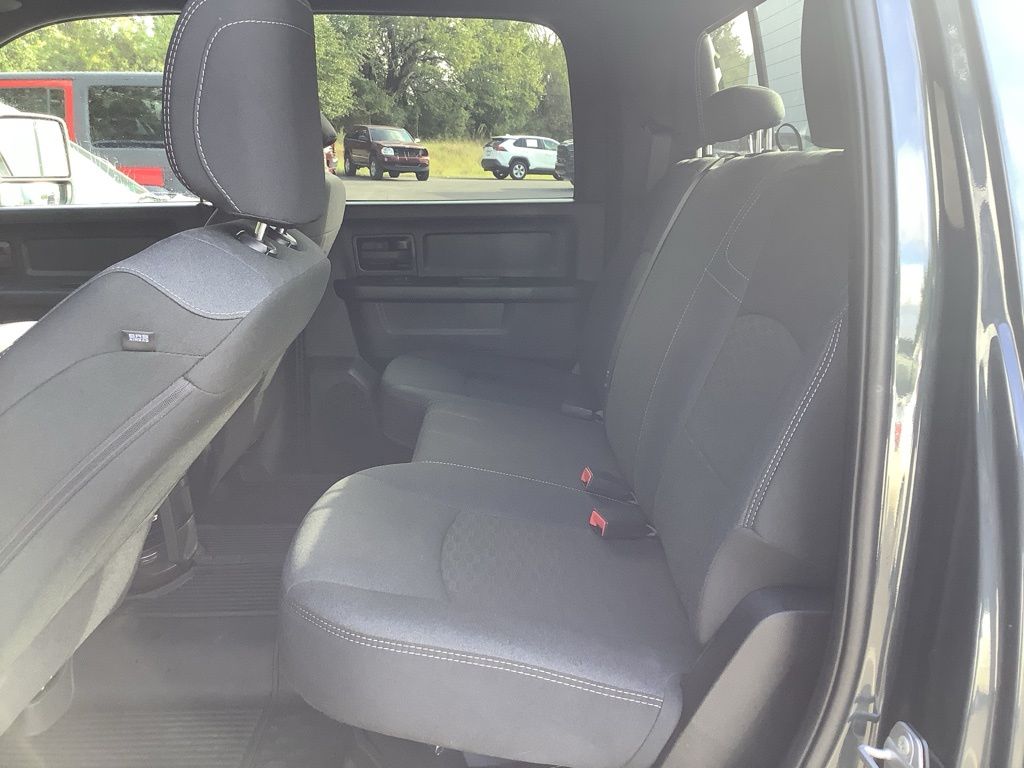 2025 Ram 2500 Tradesman photo 33