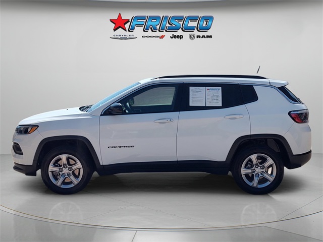 2024 Jeep Compass Latitude photo 4