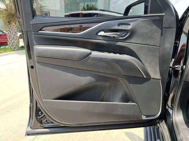 2022 Cadillac Escalade ESV Premium Luxury Platinum photo 9
