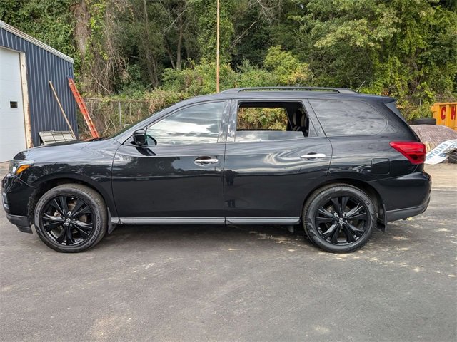 2018 Nissan Pathfinder SL photo 5