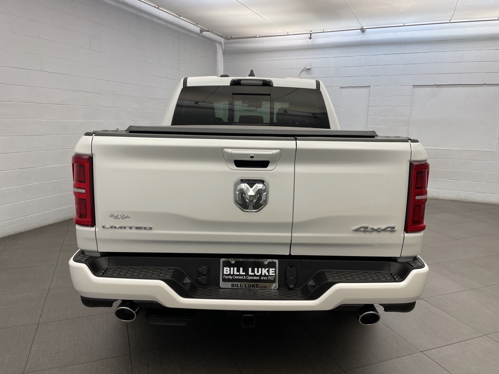 2025 Ram 1500 Limited photo 3