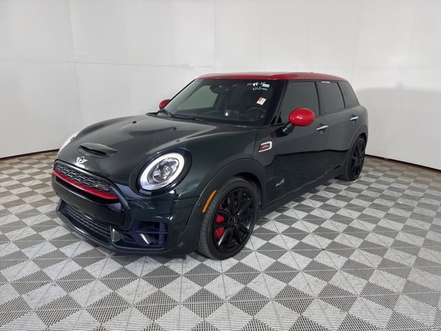 2017 Mini Clubman John Cooper Works ALL4 photo 2