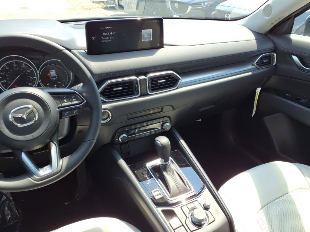 2025 Mazda CX-5 2.5 S Preferred photo 7