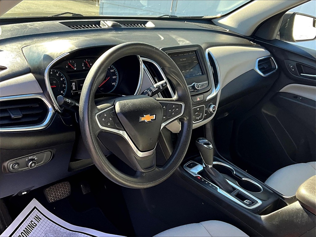 2019 Chevrolet Equinox LS photo 8