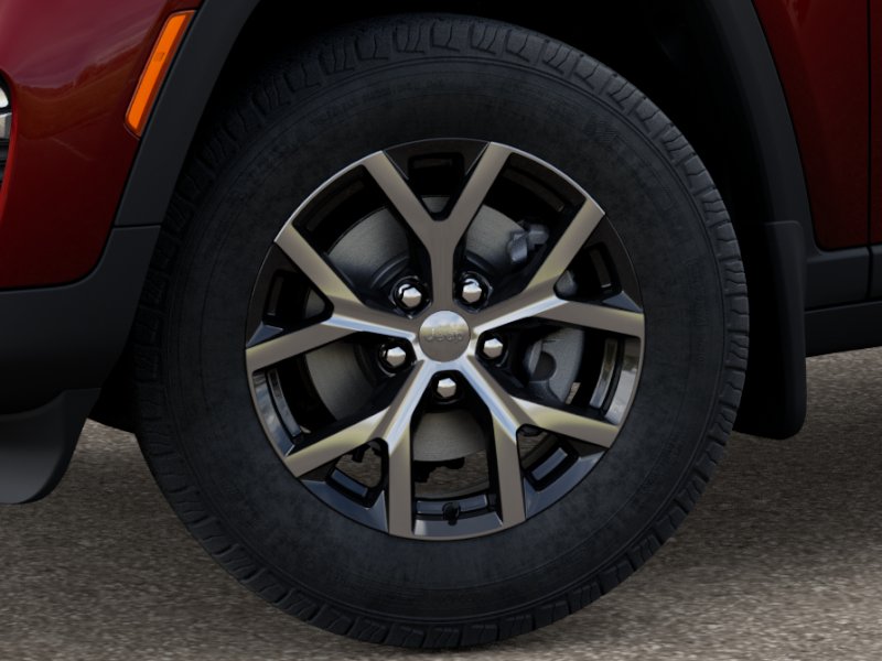 2025 Jeep Grand Cherokee Limited photo 3