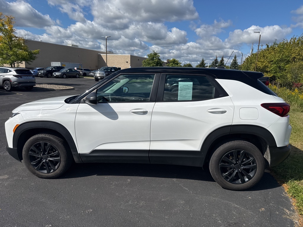 2022 Chevrolet Trailblazer LS photo 5