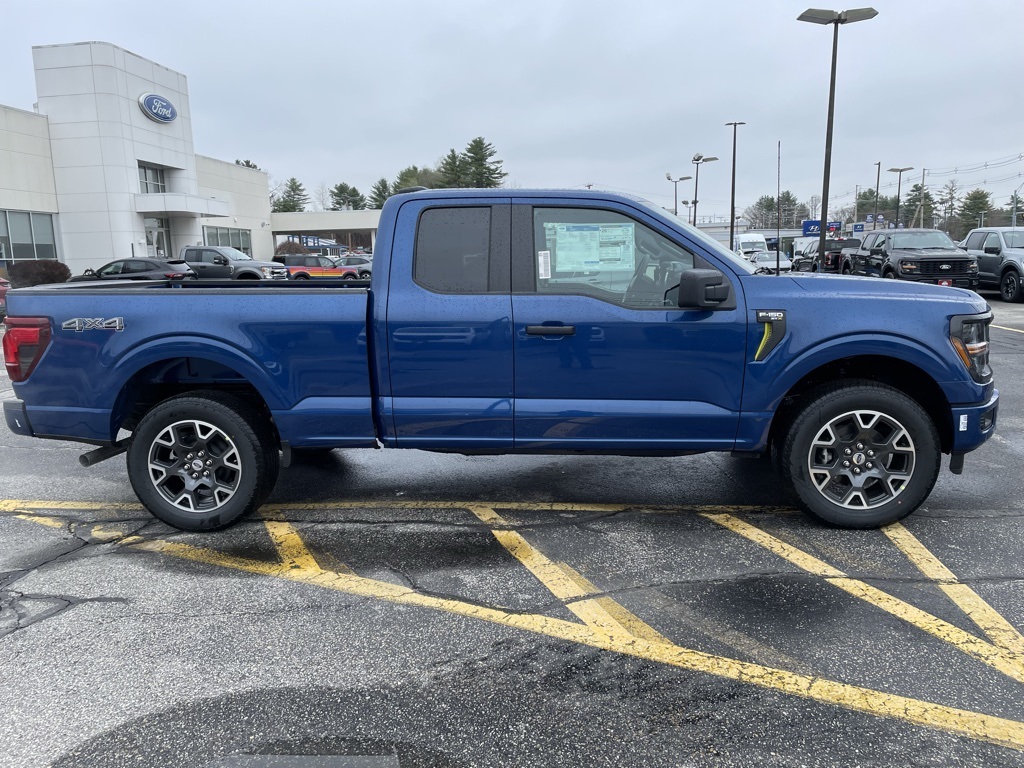 2025 Ford F-150 STX photo 2