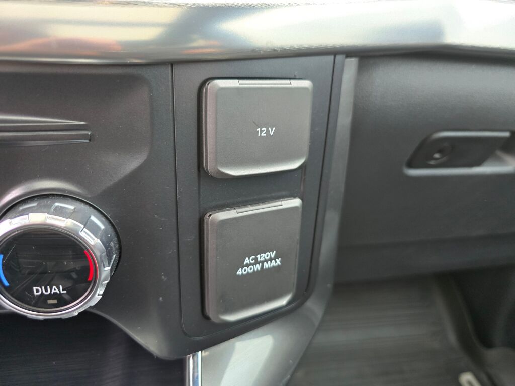 2021 Ford F-150 Lariat photo 28