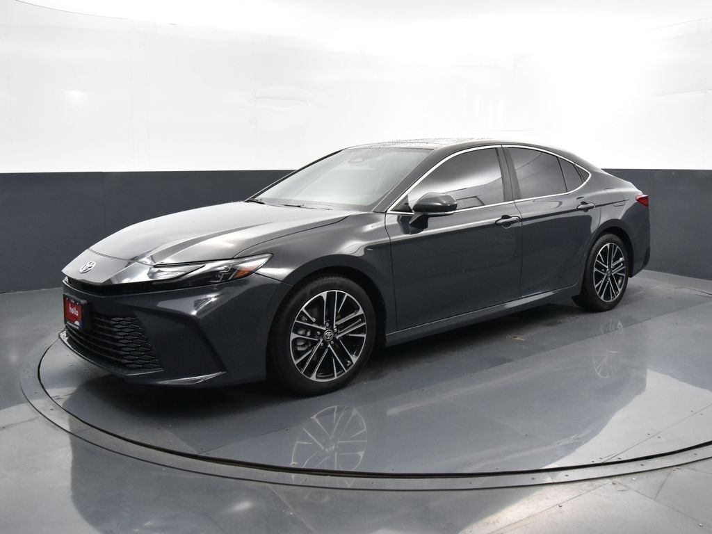 2025 Toyota Camry XLE photo 2