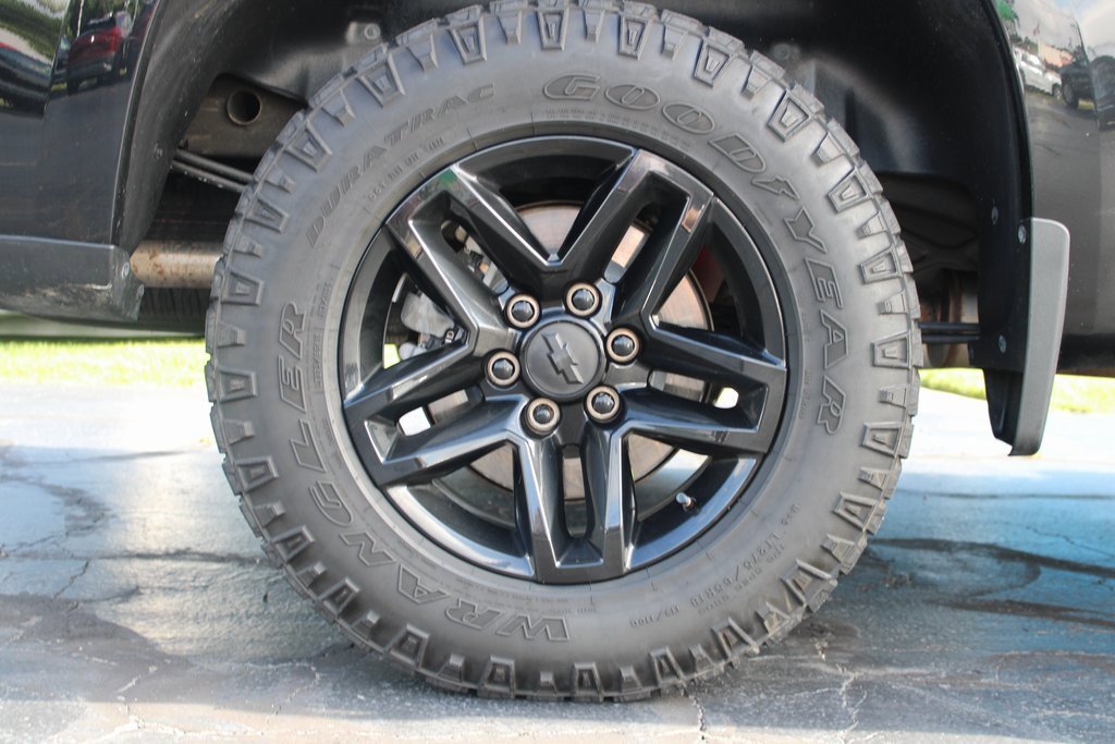 2020 Chevrolet Silverado 1500 RST photo 15
