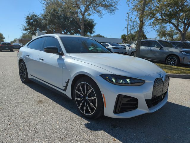 2026 BMW i4 40's photo