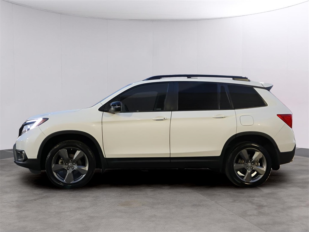 2021 Honda Passport Touring photo 3