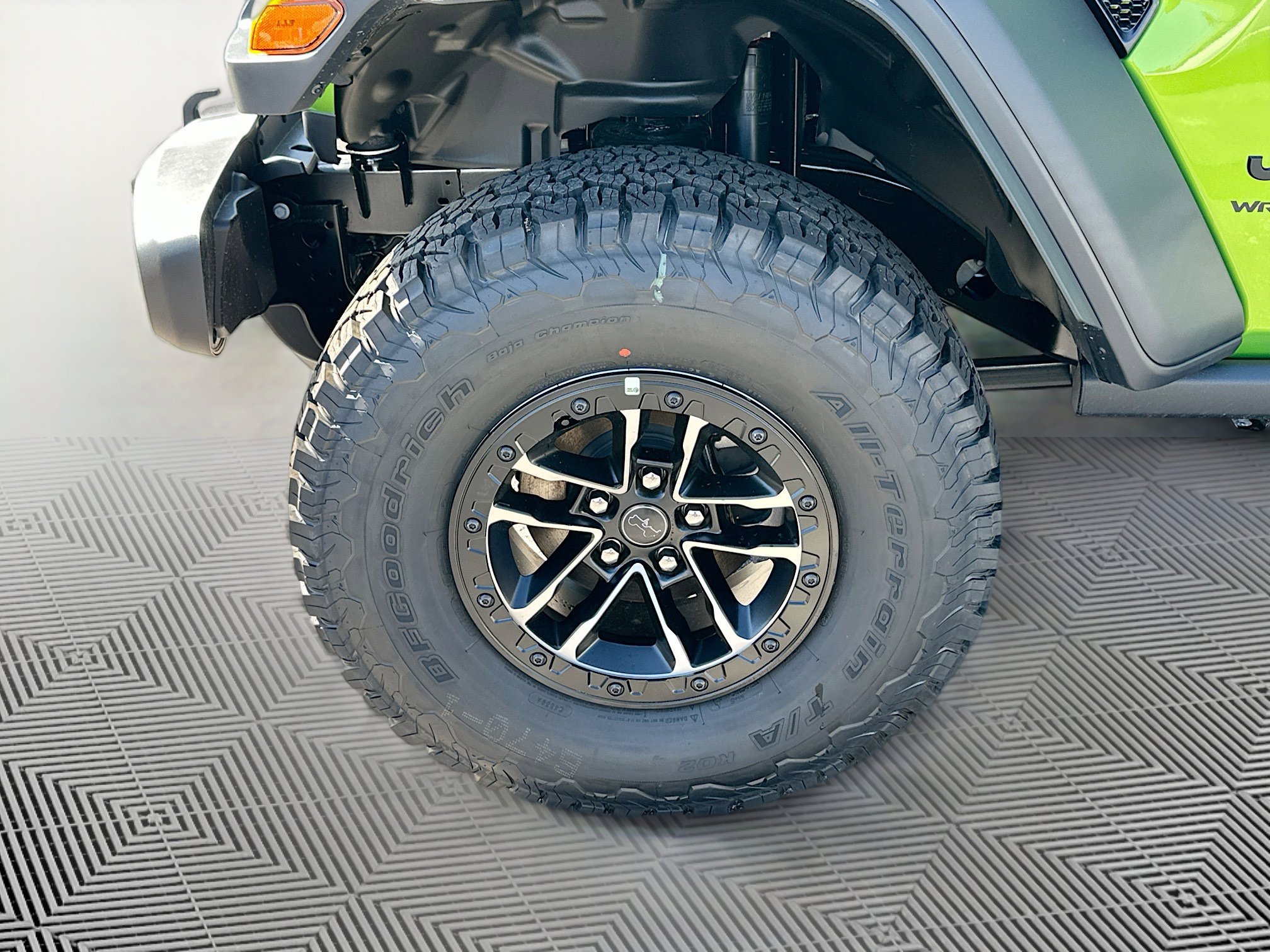 2025 Jeep Wrangler Willys photo 16