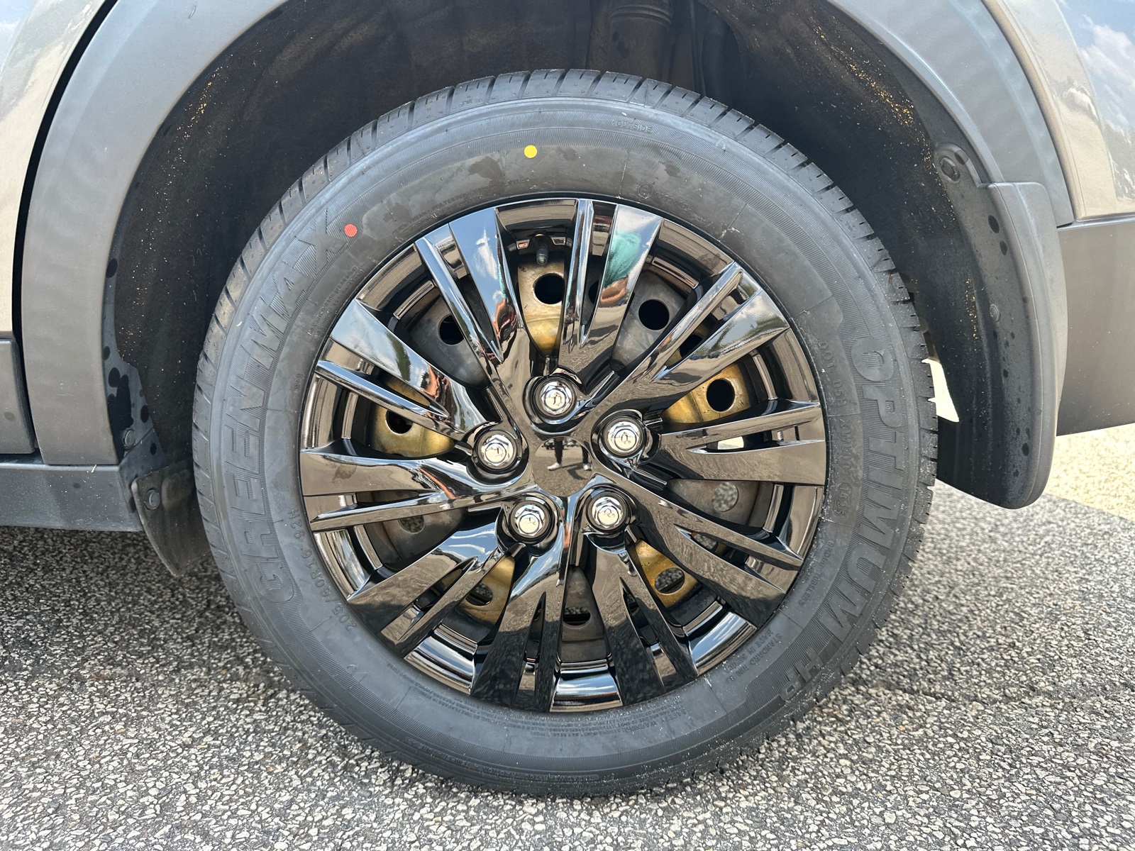 2020 Nissan Kicks S photo 18