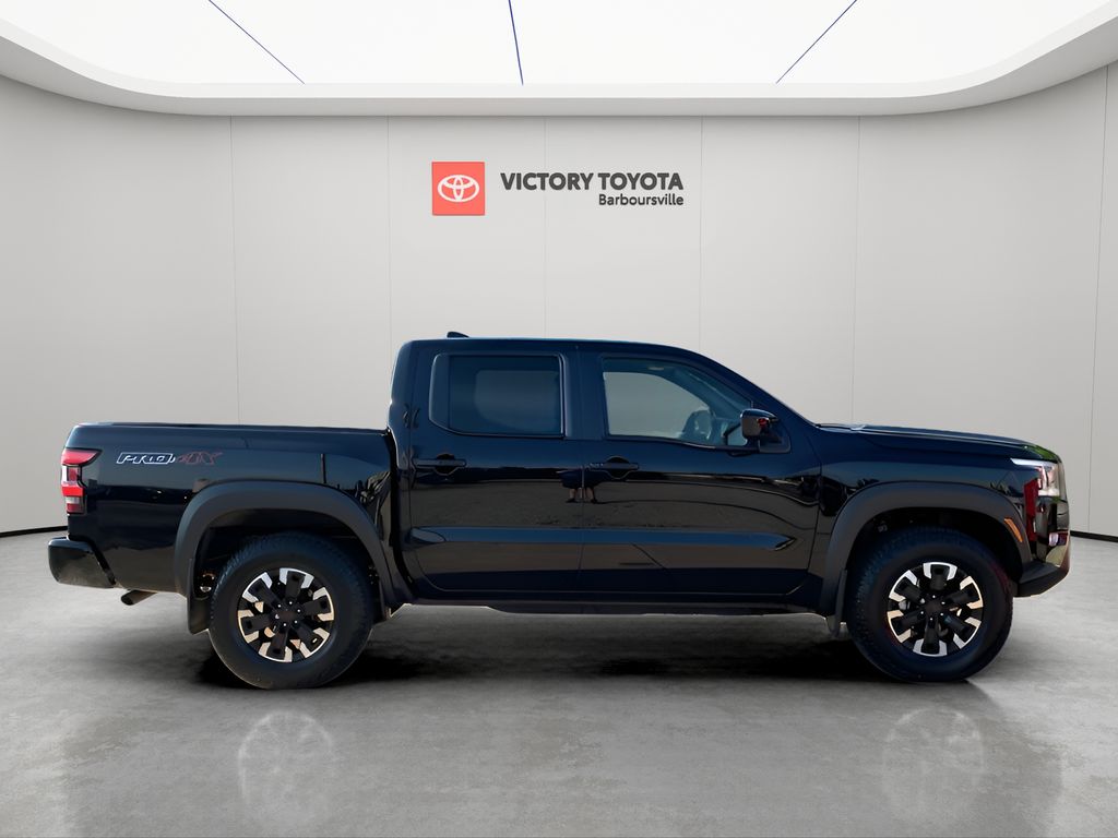 2024 Nissan Frontier PRO-4X photo 2