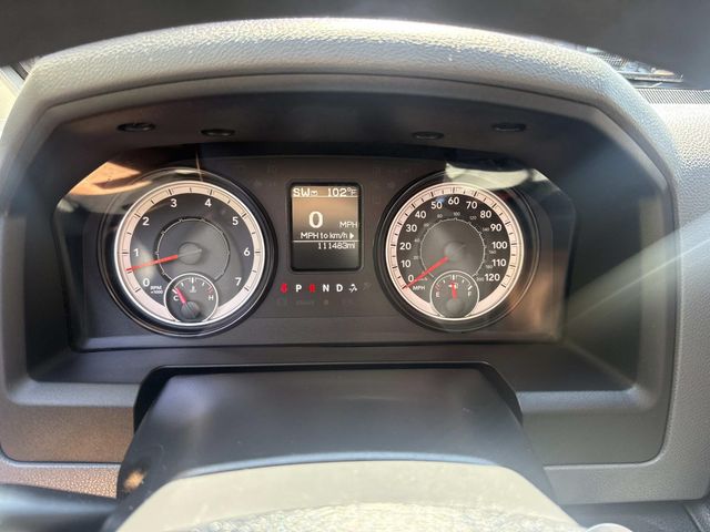 2016 Ram 1500 SLT photo 32