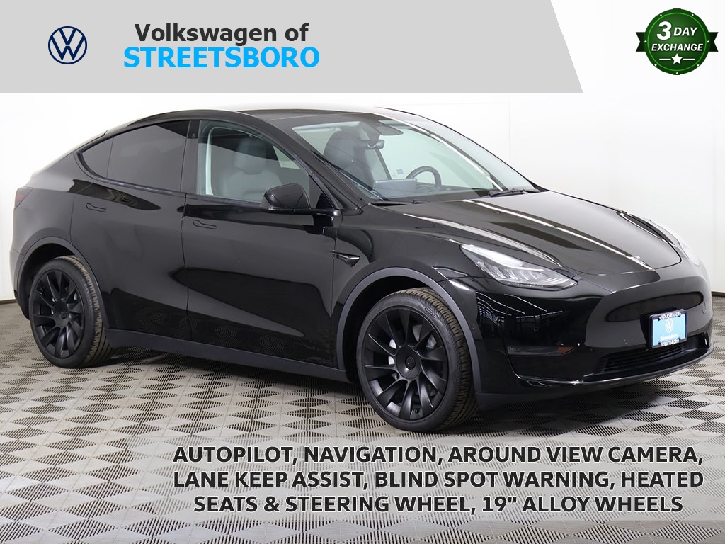 2022 Tesla Model Y Long Range's photo