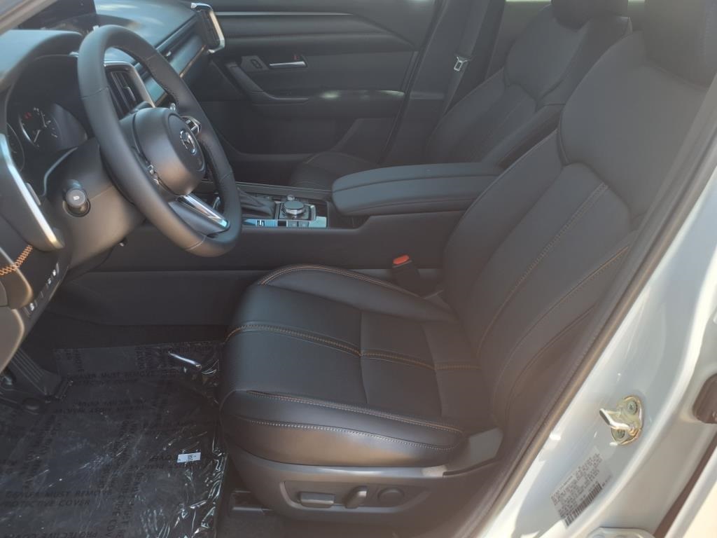 2025 Mazda CX-50 Premium photo 16