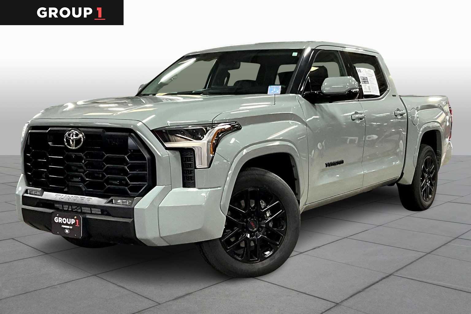 2023 Toyota Tundra SR5's photo
