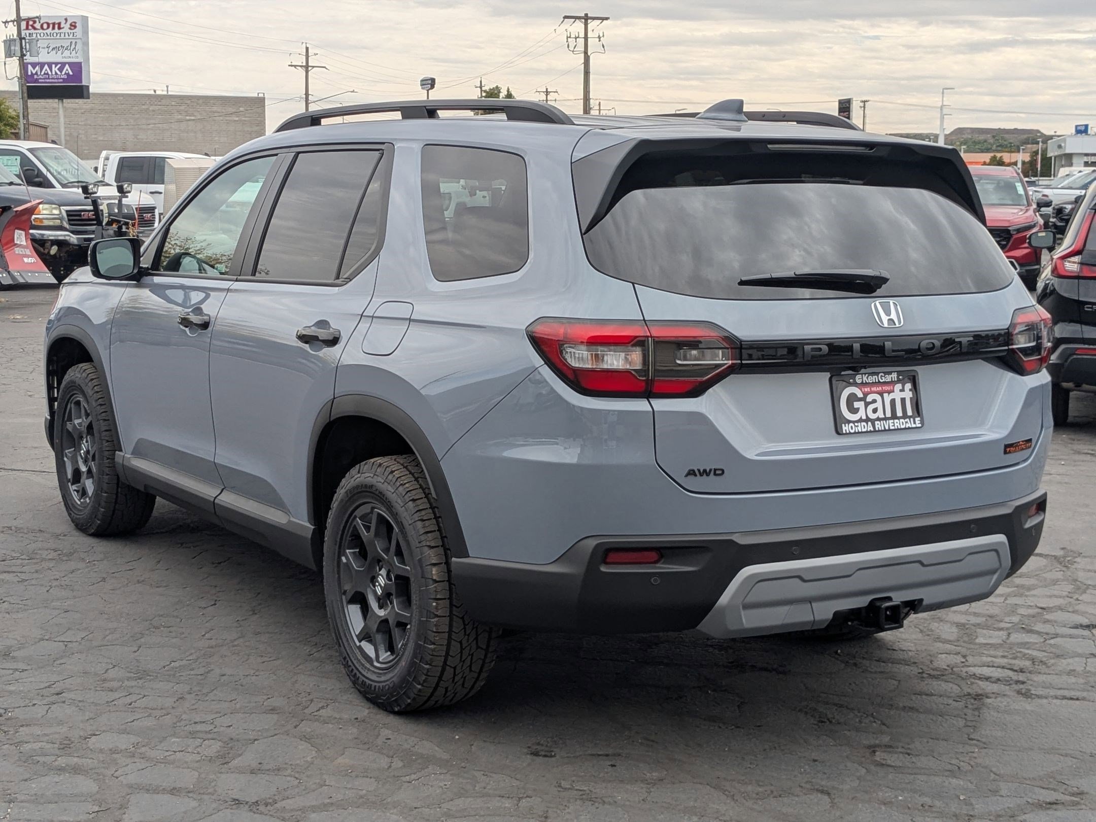 2025 Honda Pilot TrailSport photo 5
