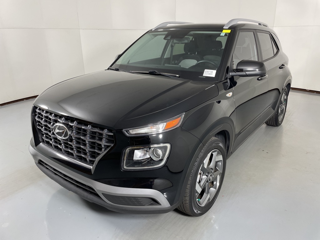 2022 Hyundai Venue SEL Limited photo 3
