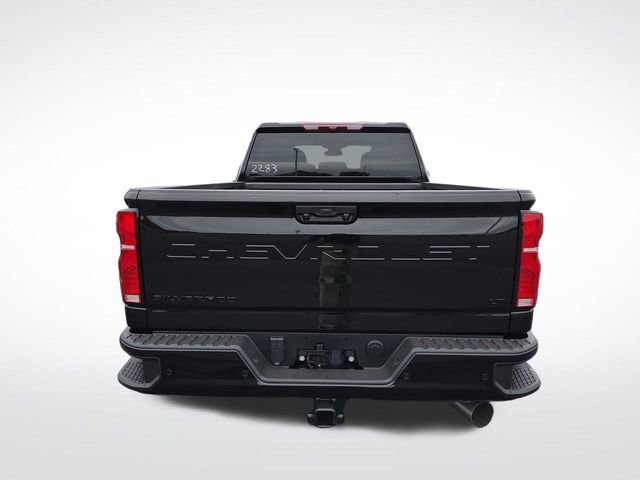 2025 Chevrolet Silverado 2500HD LT photo 4