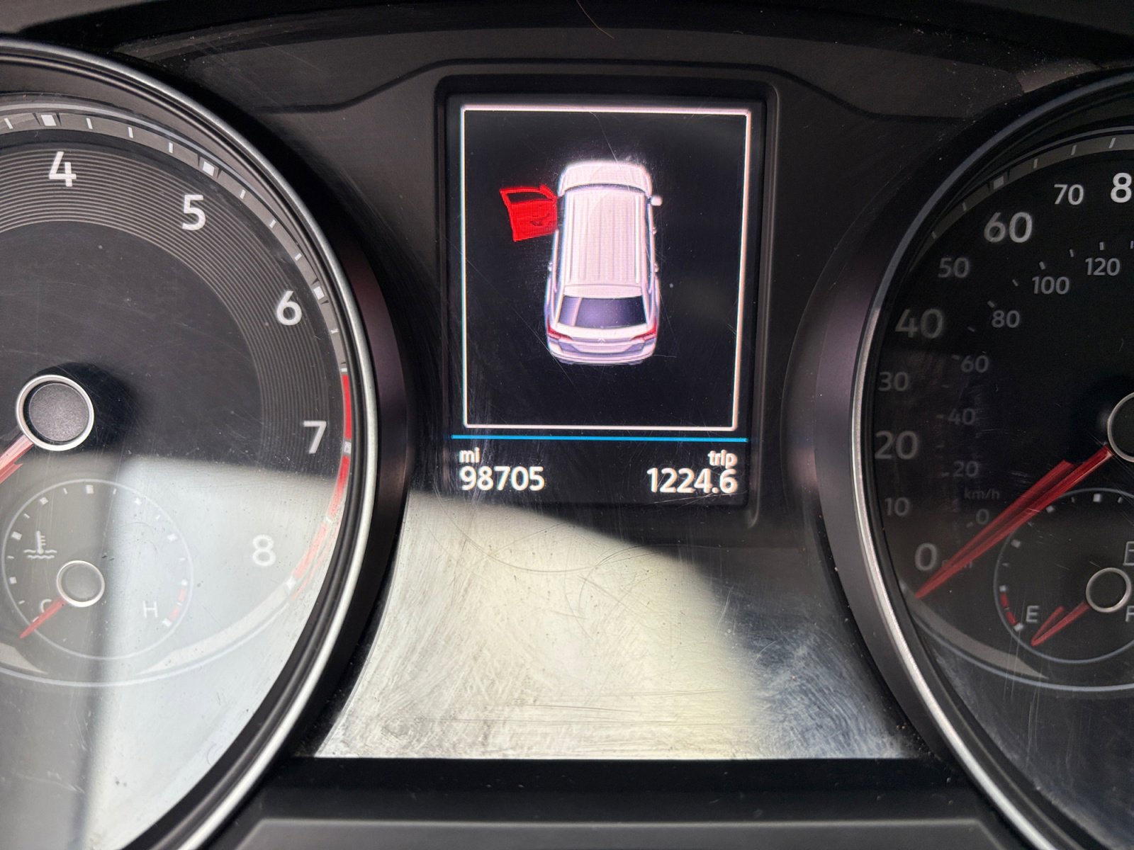 Used 2021 Volkswagen Atlas SE w/Tech with VIN 1V2HR2CA3MC581117 for sale in Leon Valley, TX