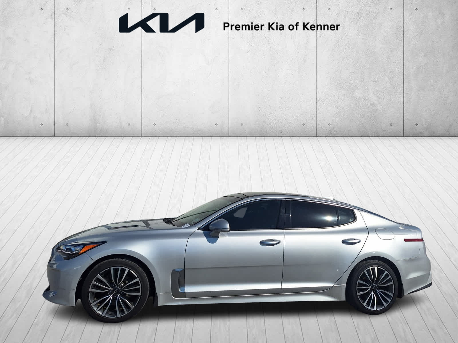 KNAE25LA9J6015304
