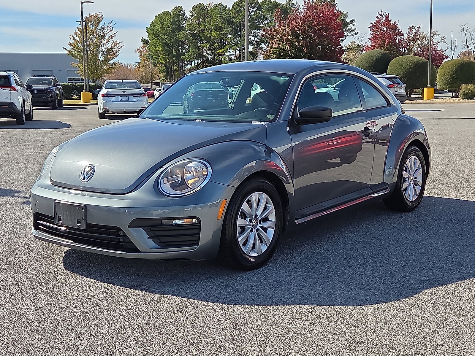 Used 2018 Volkswagen Beetle S with VIN 3VWFD7AT1JM717311 for sale in Rogers, AR
