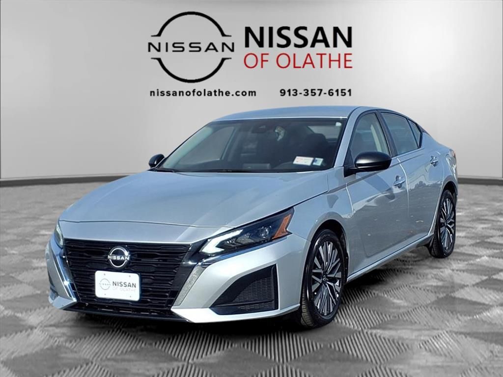 2024 Nissan Altima SV