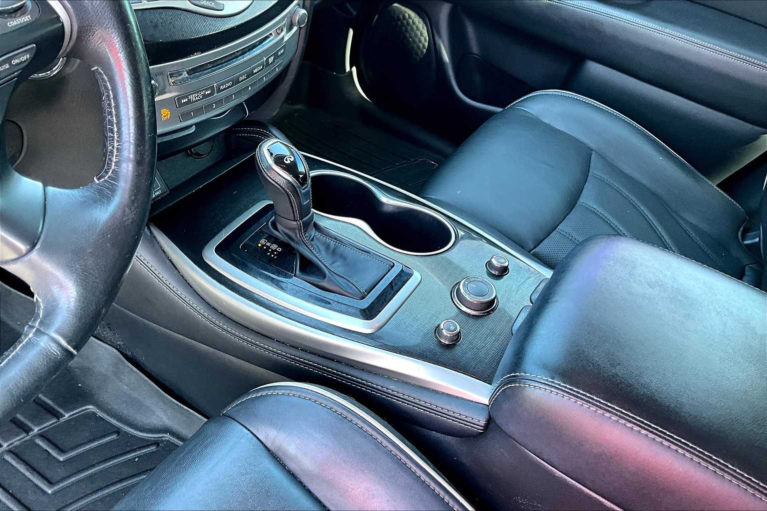 2019 Infiniti QX60 Luxe photo 15