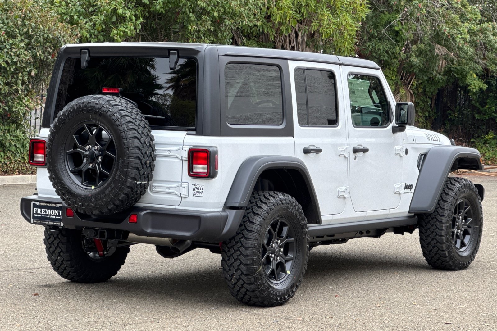2026 Jeep Wrangler Willys photo 3