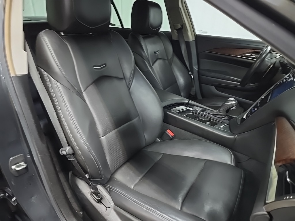 2017 Cadillac CTS Luxury photo 13