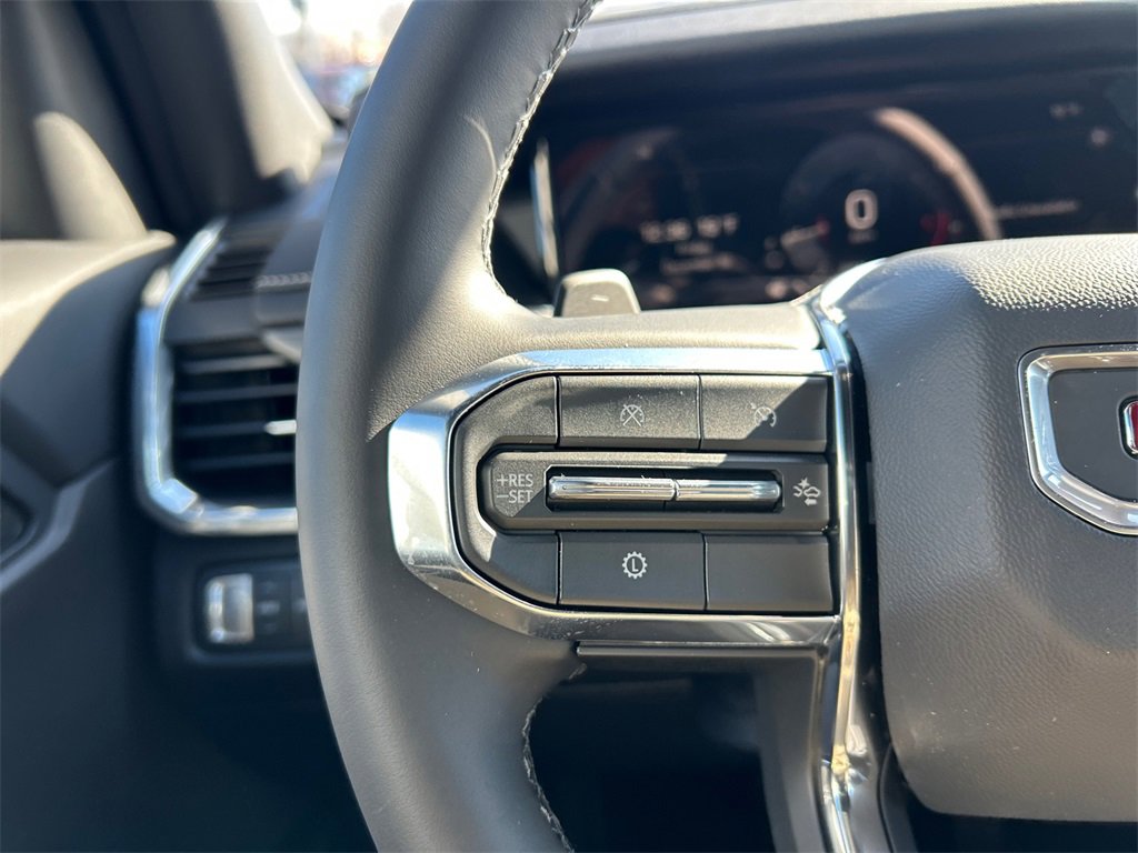 2026 GMC ACADIA - Image 19