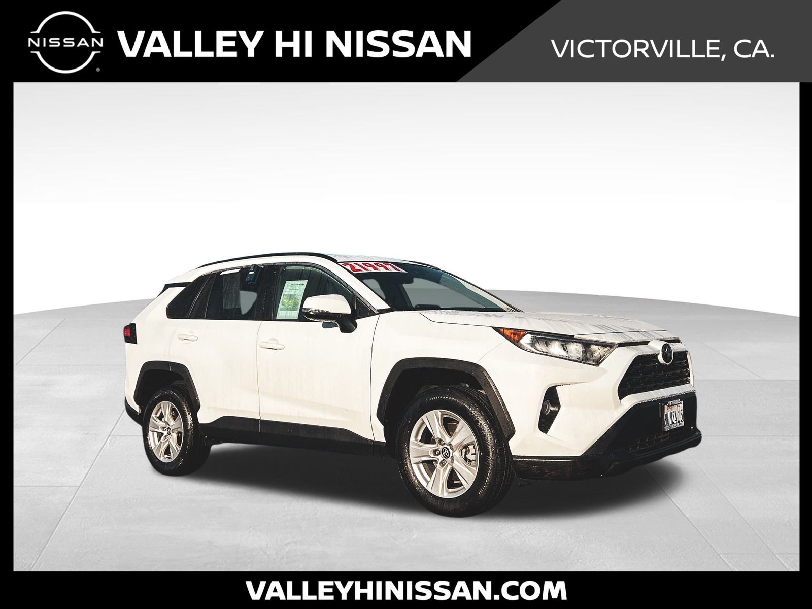 2020 Toyota RAV4 XLE's photo