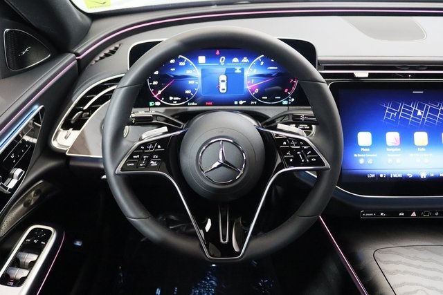 2025 Mercedes Benz E 350 4MATIC photo 5