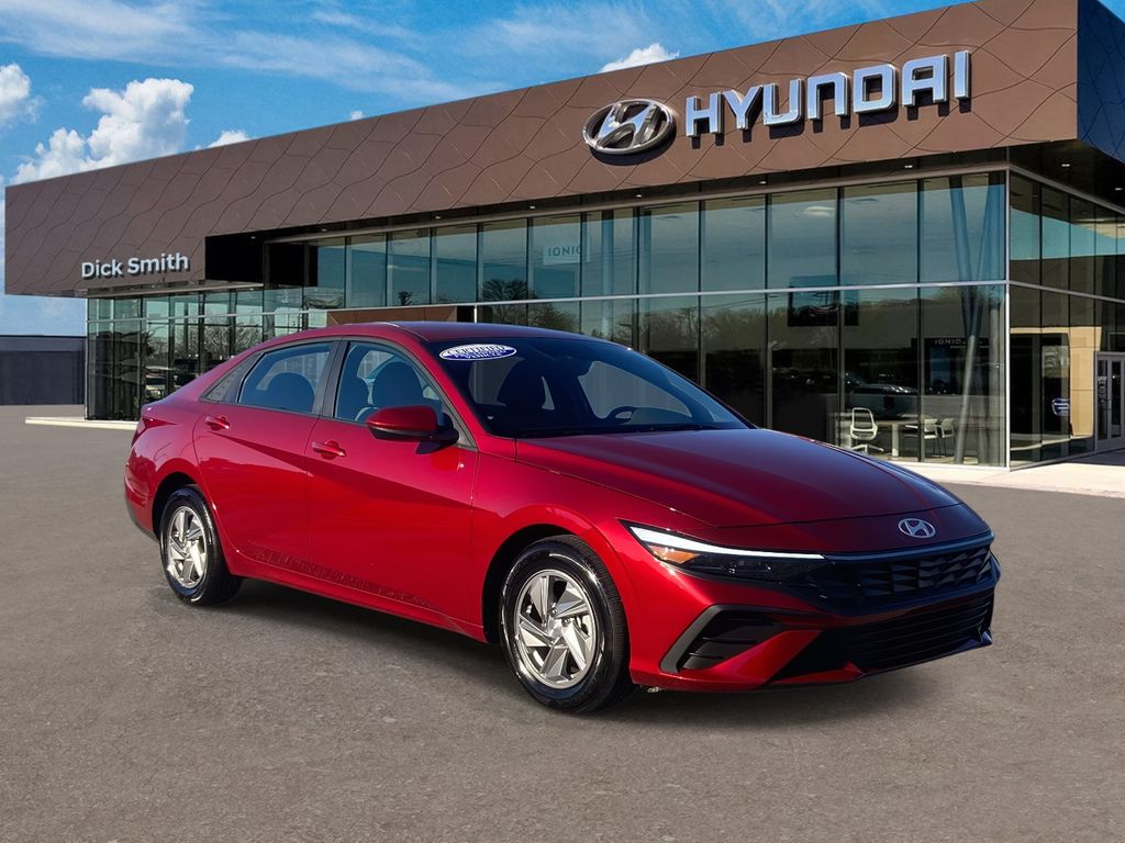 2025 Hyundai Elantra SE