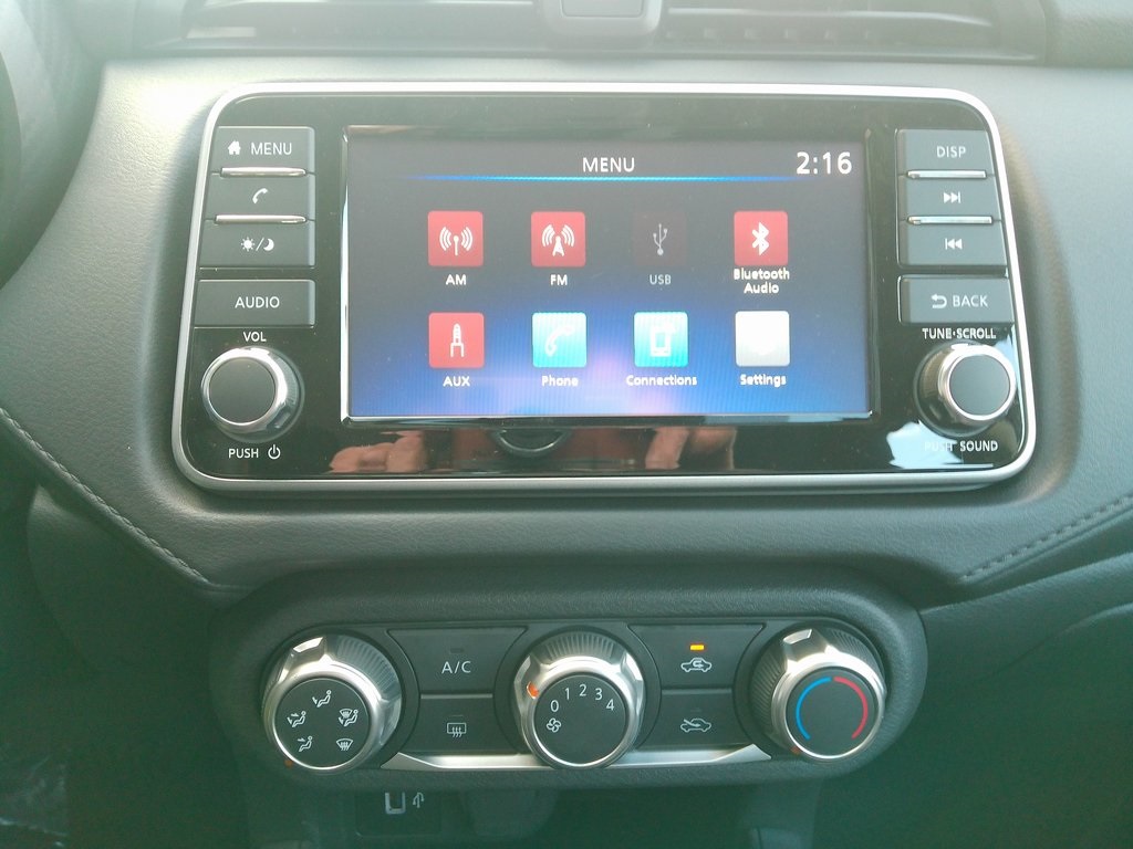 2025 Nissan Versa S photo 25