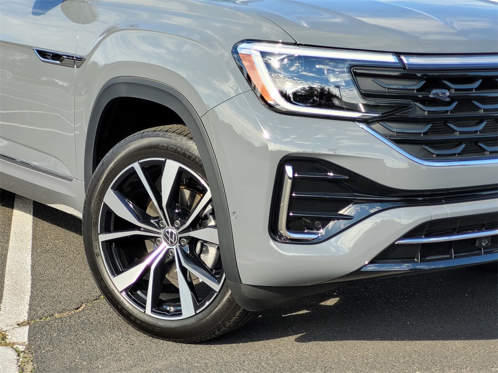 2026 Volkswagen Atlas SEL Premium R-Line photo 3