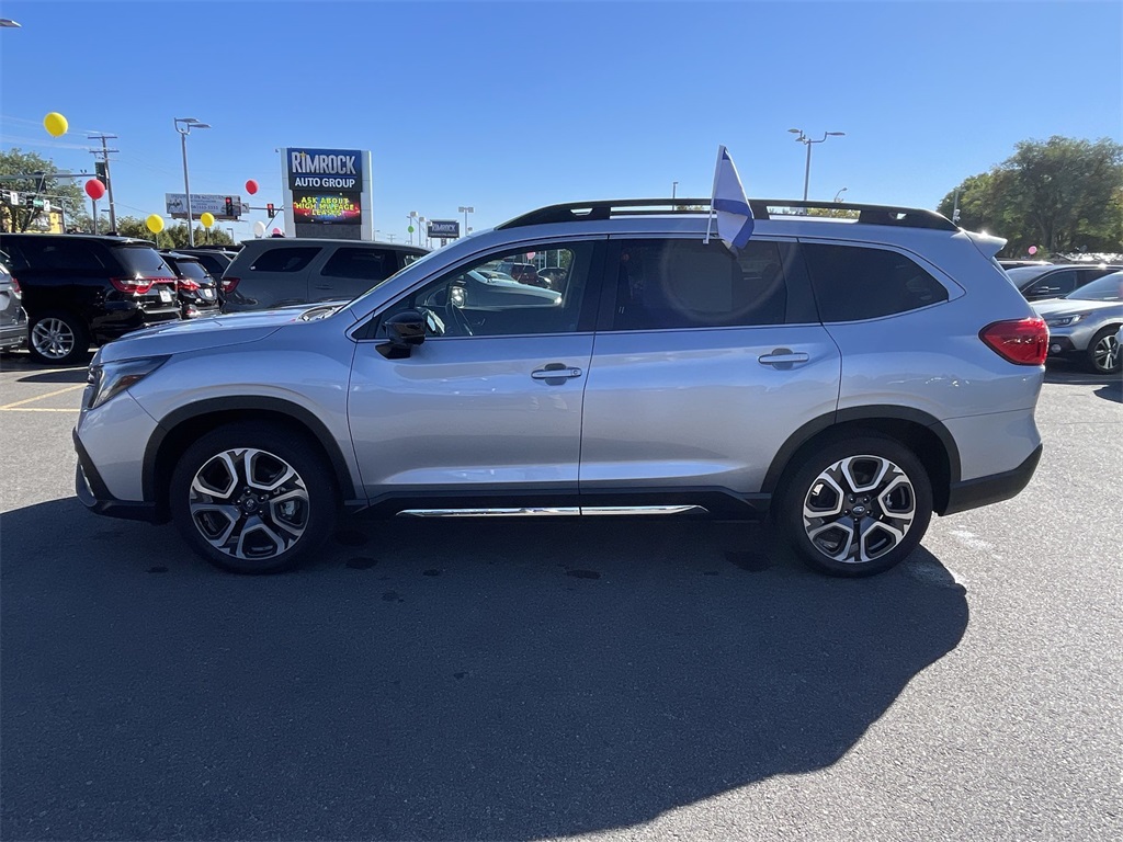 2024 Subaru Ascent Limited photo 4