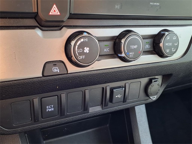 2021 Toyota Tacoma Base photo 9
