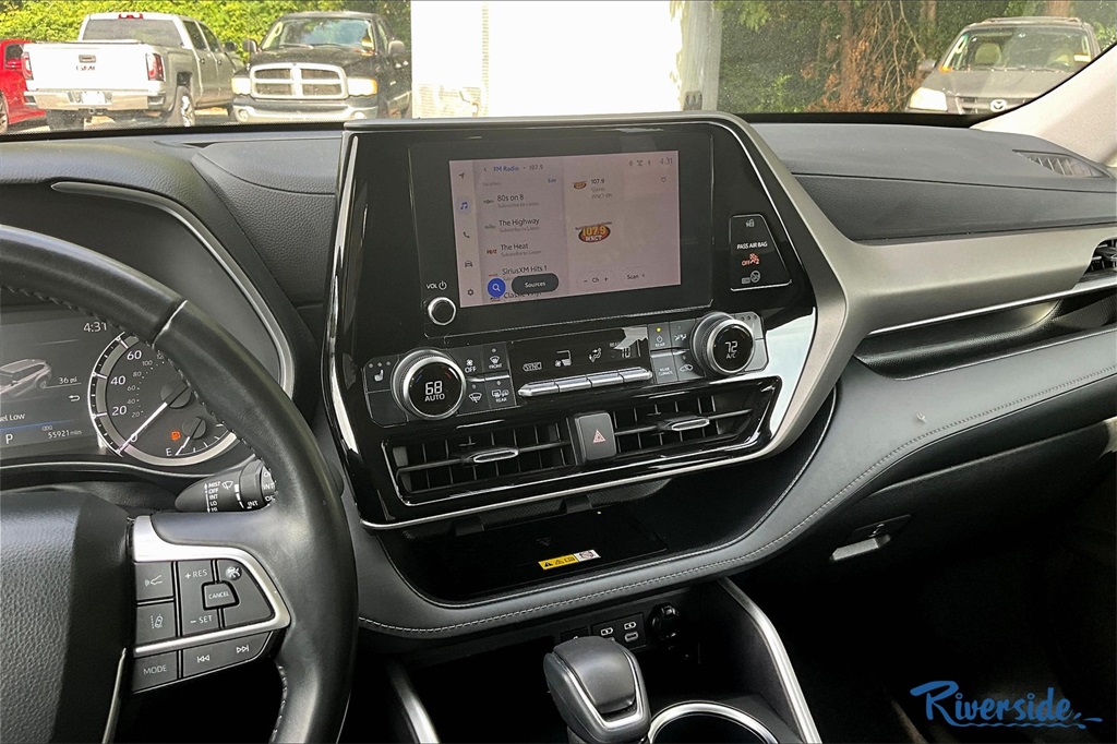 2023 Toyota Highlander XLE photo 5