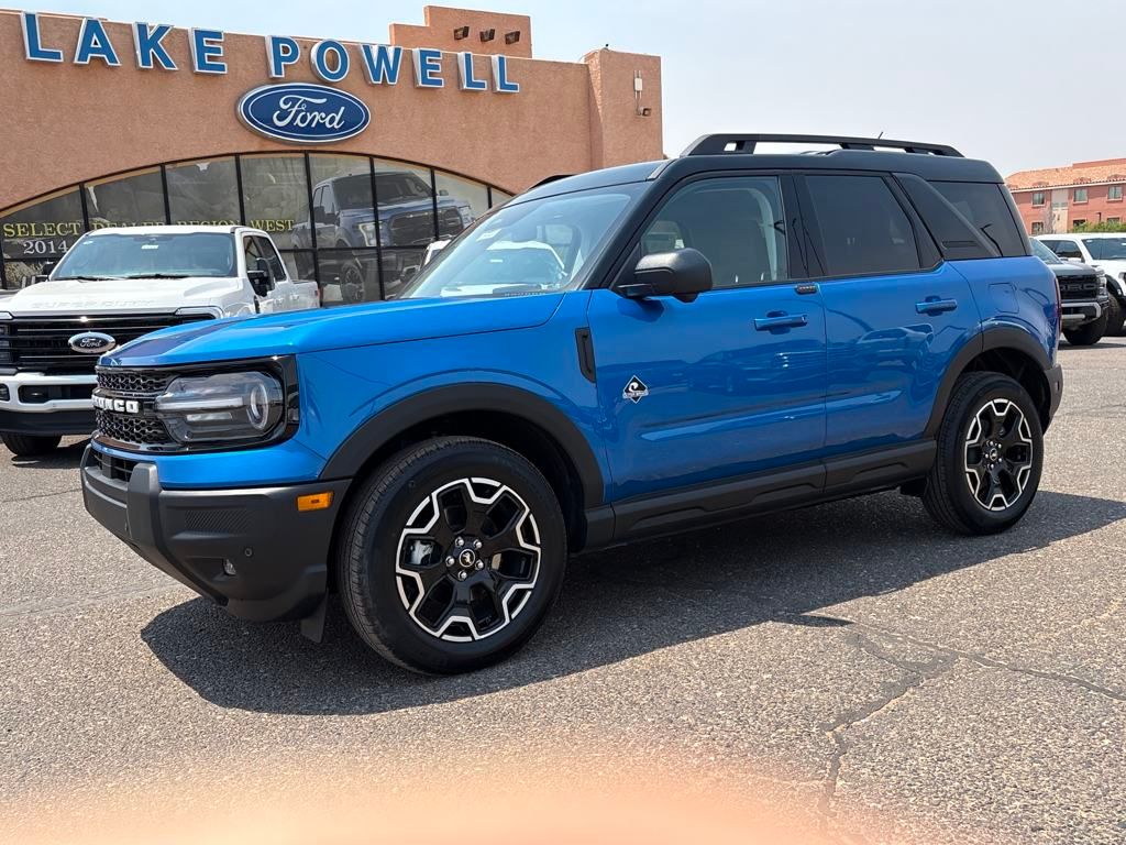2025 Ford Bronco Sport Outer Banks's photo