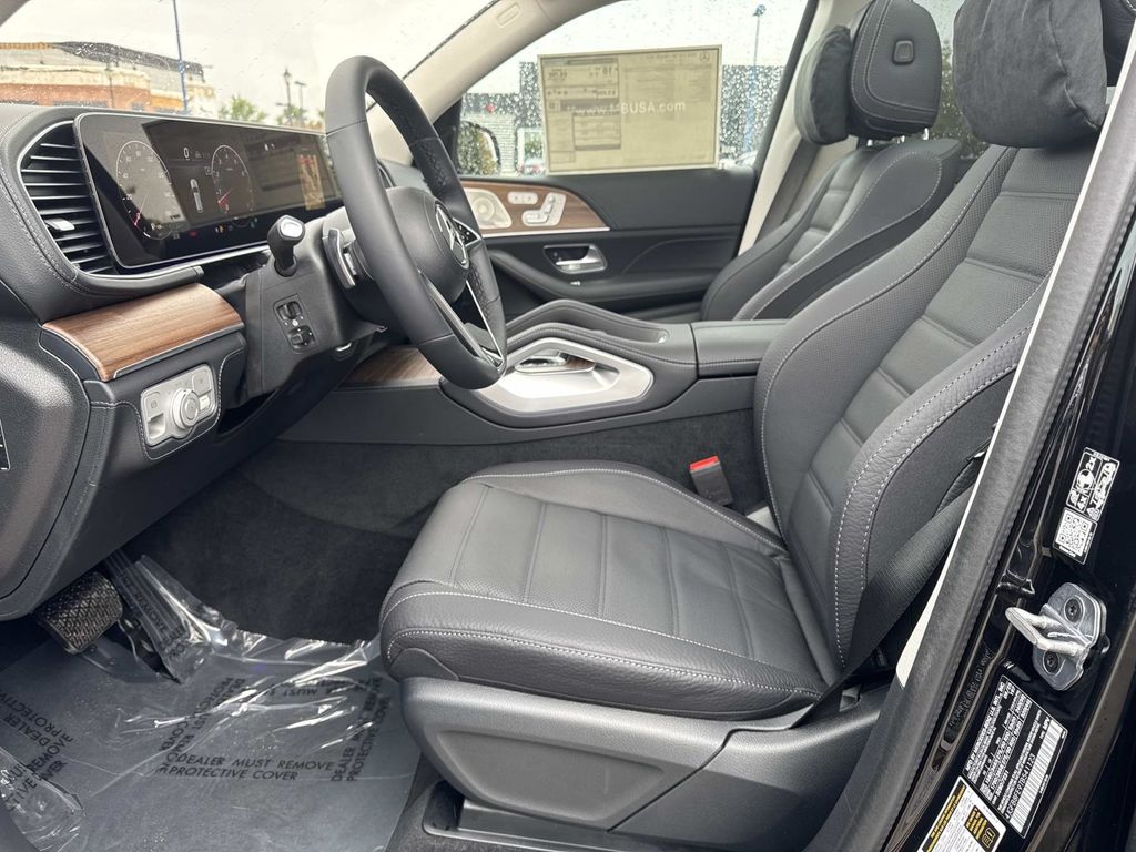 2026 Mercedes Benz GLE 580 4MATIC photo 16