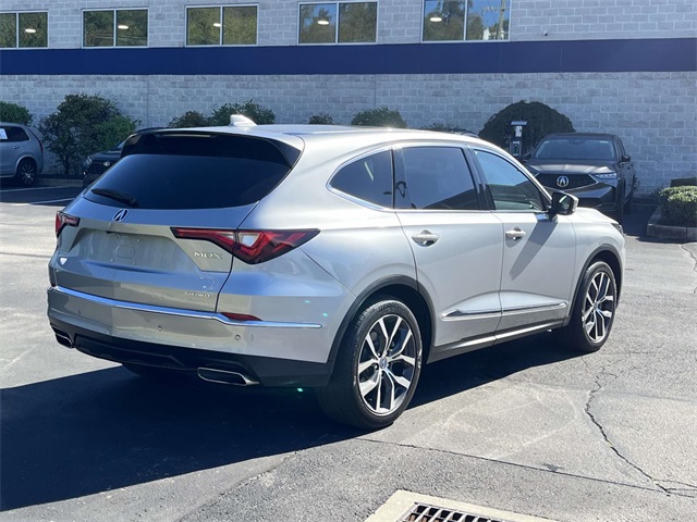 2023 Acura MDX Technology SH-AWD photo 4