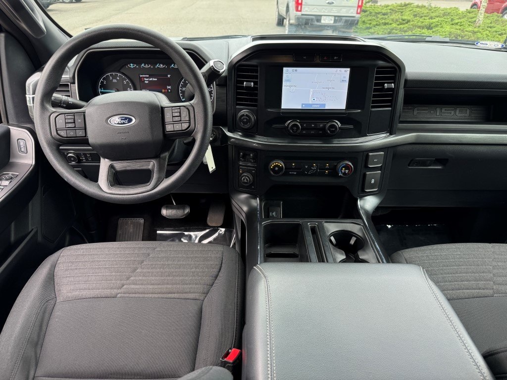 2022 Ford F-150 XL STX photo 2