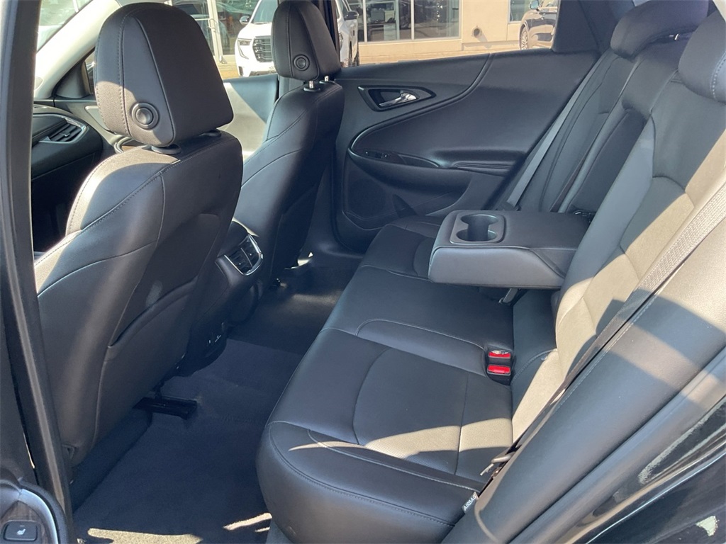 2019 Chevrolet Malibu Premier photo 16